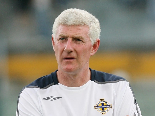 Nigel Worthington's contract with Northern Ireland expires at the end of the year