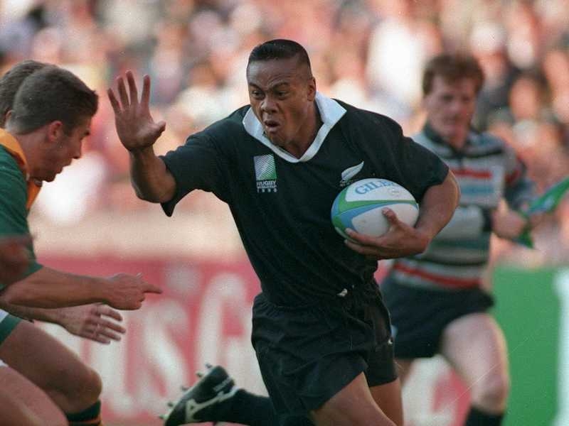 Jonah Lomu underwent a kidney transplant in 2004