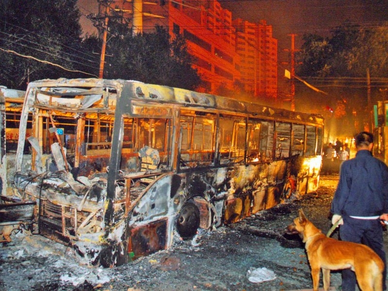 Urumqi - 156 people killed in ethnic violence