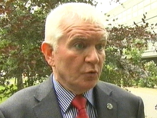 Peter McLoone - Tanáiste accepts resignation
