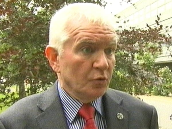 Peter McLoone - Tanáiste accepts resignation