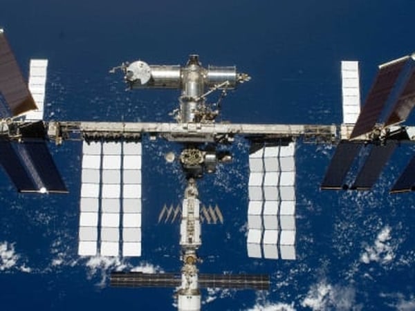 ISS - Astronauts install new addition