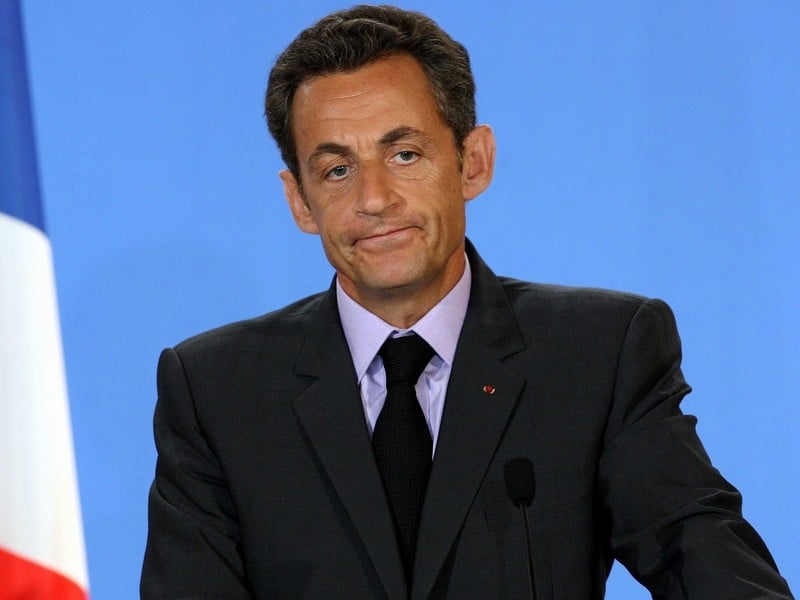 Nicolas Sarkozy - Fell ill out jogging