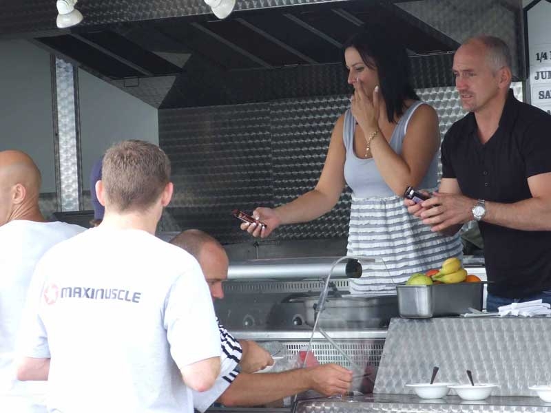 Lucy and Barry cook up a storm!