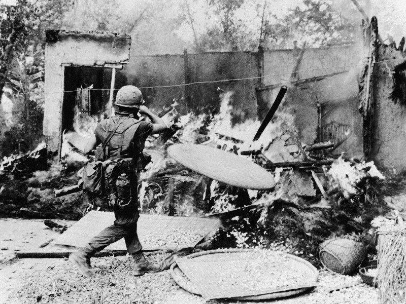 My Lai - Villagers massacred by US troops