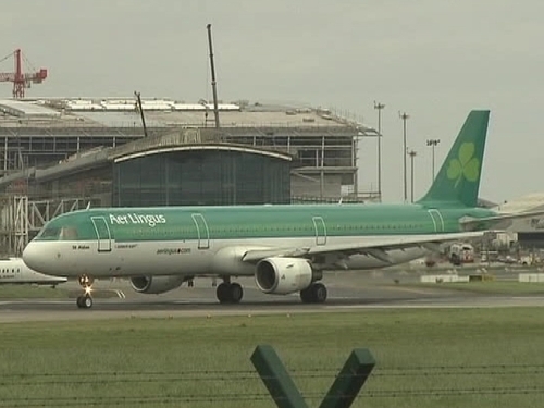 Aer Lingus - Passenger numbers down