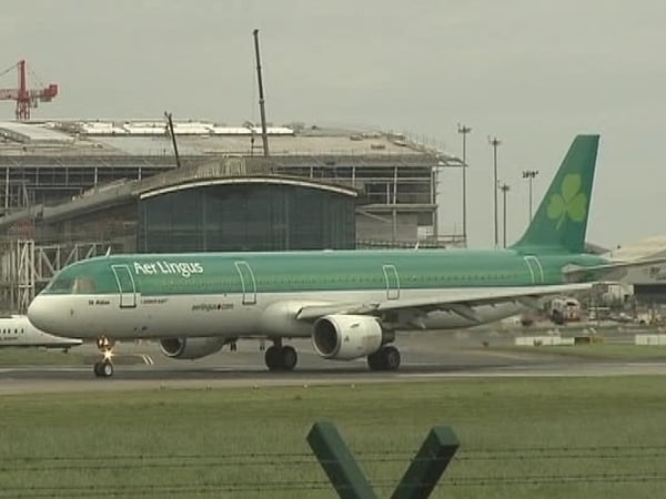Aer Lingus - Passenger numbers down