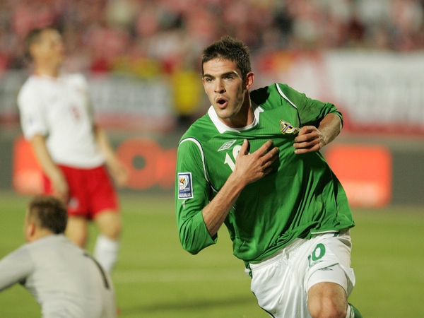 Kyle Lafferty celebrates his goal