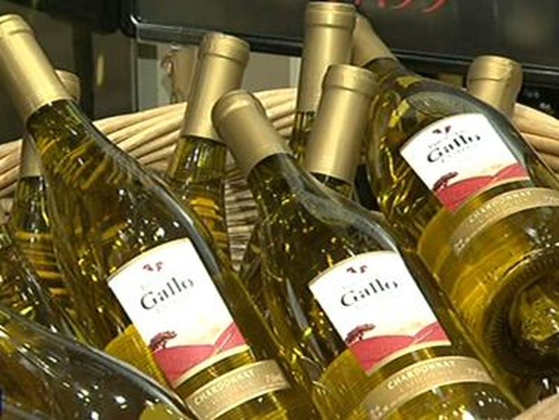 Wine - Rise in female drinkers