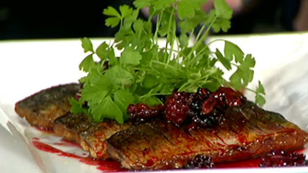 Seared Sliced Mackerel Fillets with Blackberry Vin
