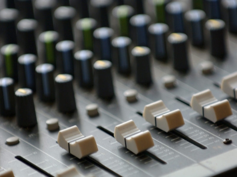 INN - Provides news to local radio stations