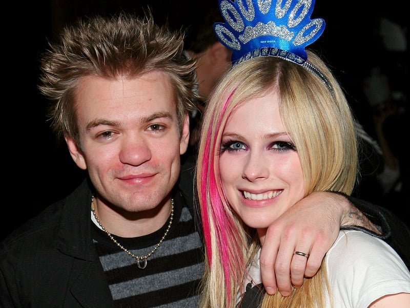 Whibley, Lavigne - Reports that the split is due to marrying too young