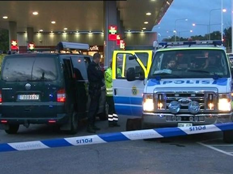 Sweden - Police operation hampered by bomb scare