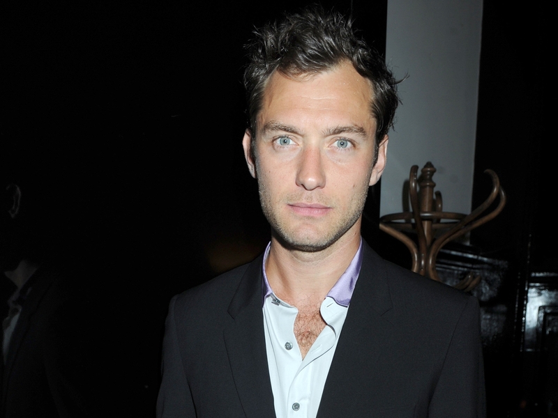 Jude Law - becomes a father again
