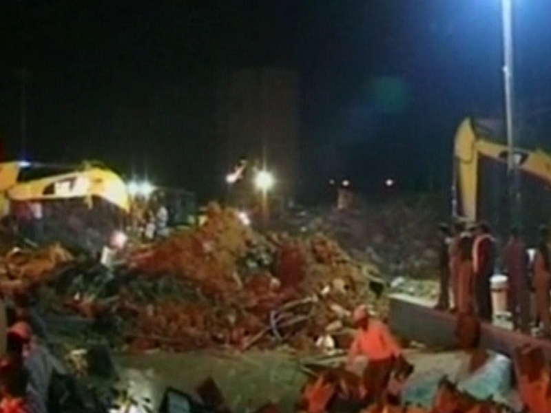 India - Chimney collapsed in bad weather