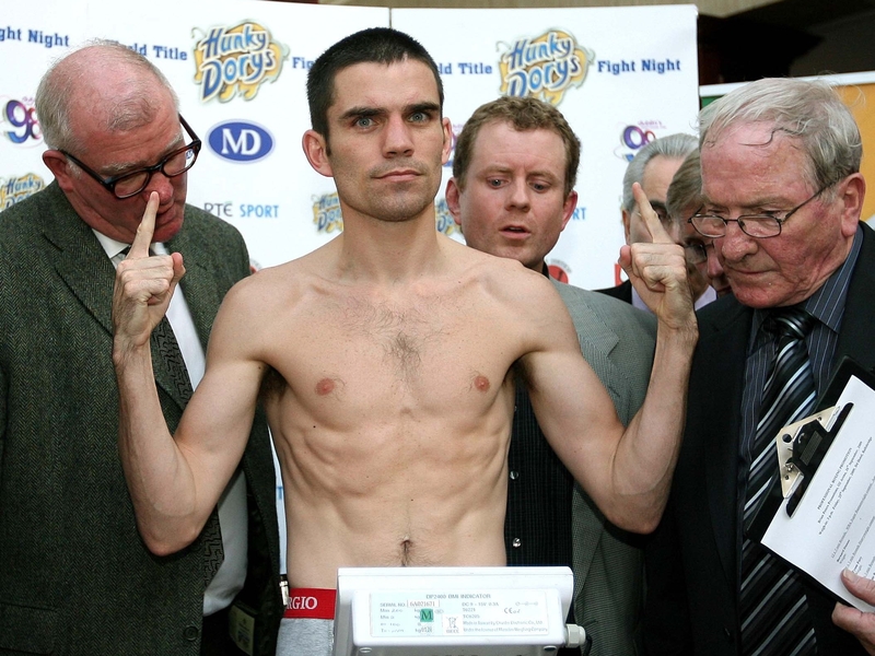 World famous coach Freddie Roach is convinced that Bernard Dunne should move up a weight.