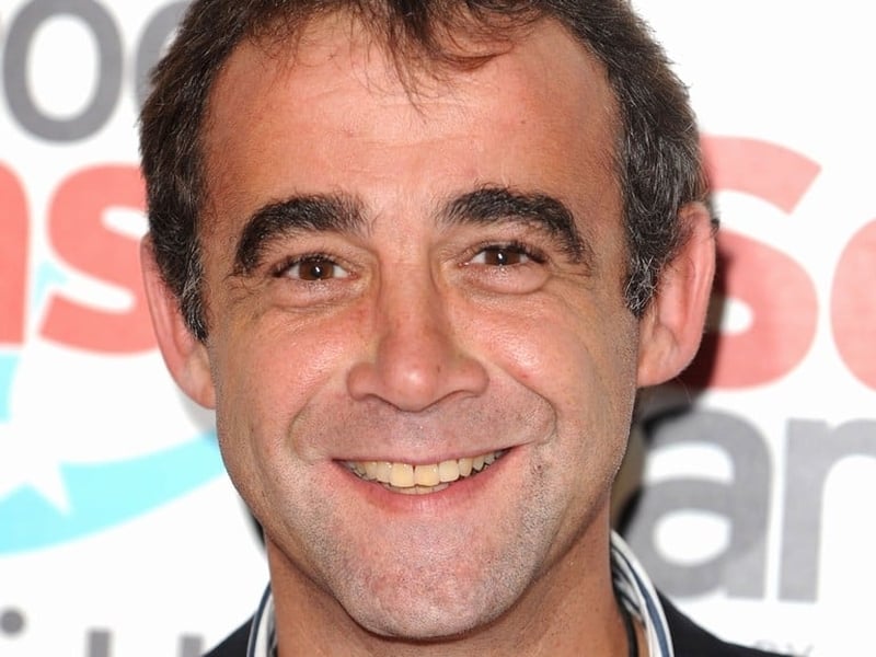 Le Vell - Threatens to quit if affair continues