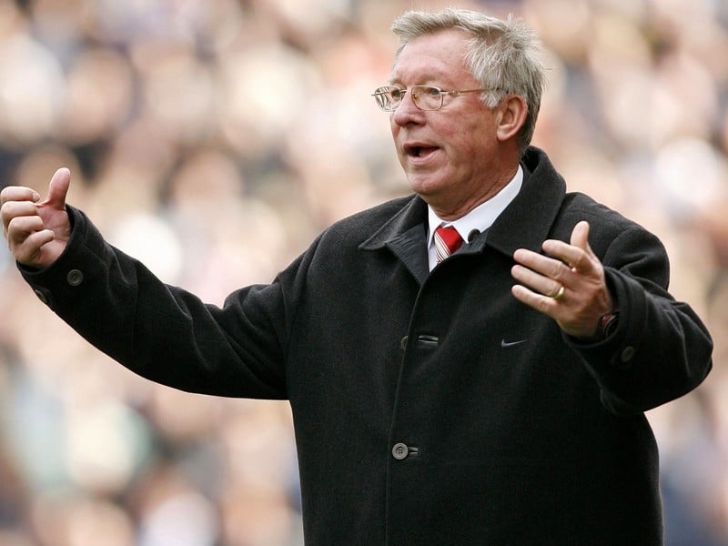 Alex Ferguson: 'You see referees abroad who are as fit as butcher's dogs'