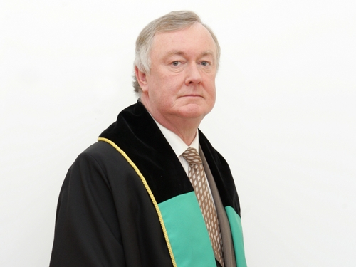 John O'Donoghue - Pressure over expenses