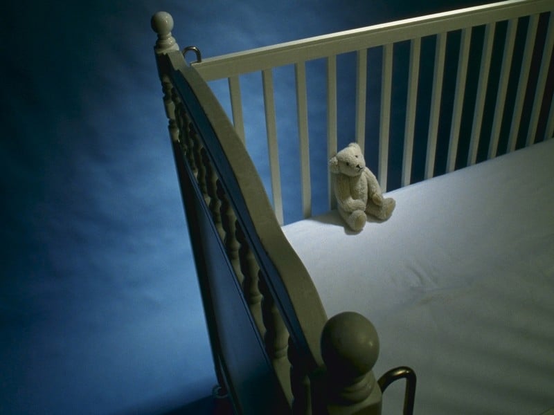 Cot death - Deaths can happen when baby co-sleeps with parent
