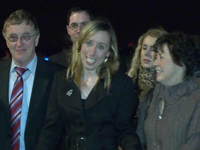 Sharon Commins - Reunited with her family