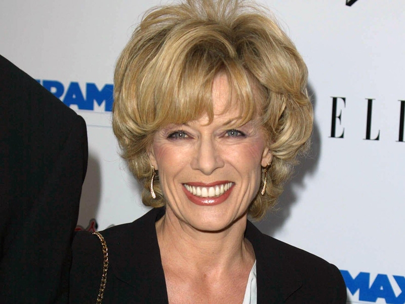 Gascoine - To play sisters' long-lost mother