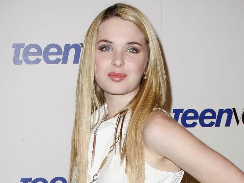 Prout - To play Lucy in The Twilight Saga: Eclipse