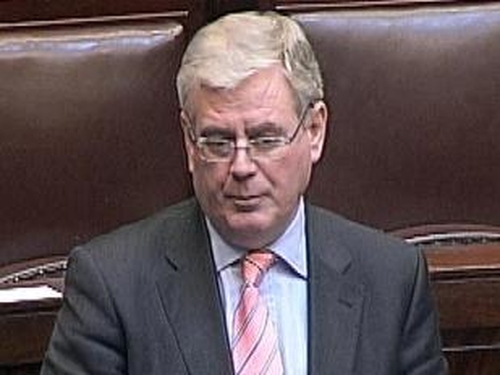Eamon Gilmore - Seeking meeting to discuss report