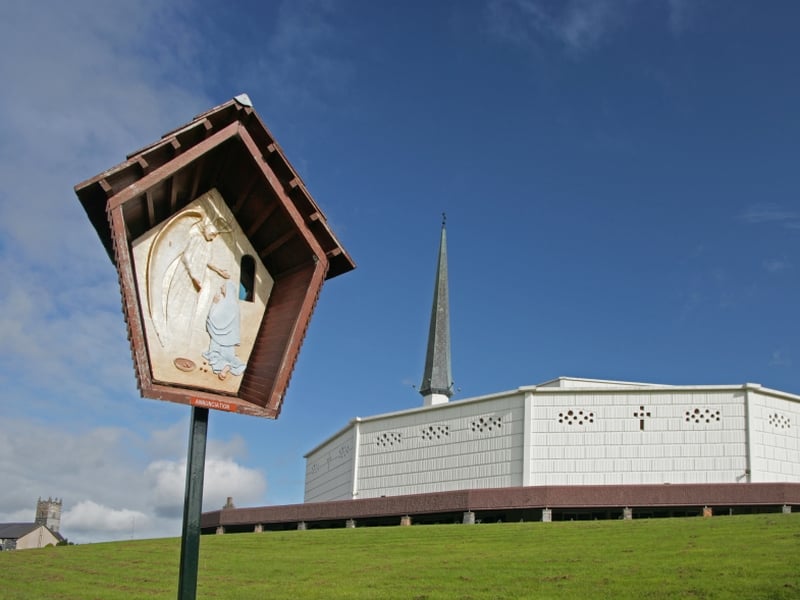 Knock - 10,000 at shrine