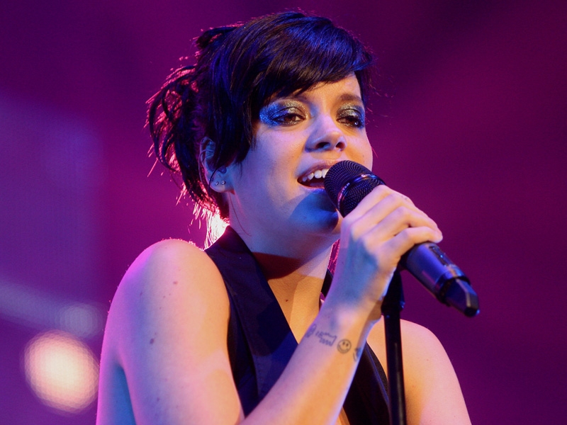 Allen - Will perform new single