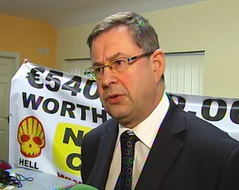 Éamon Ó Cuív - Constitutional obligations