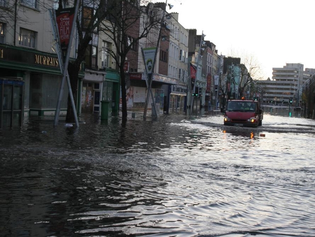 Grand Parade in Cork city under water (Credit: David O'Riordan)