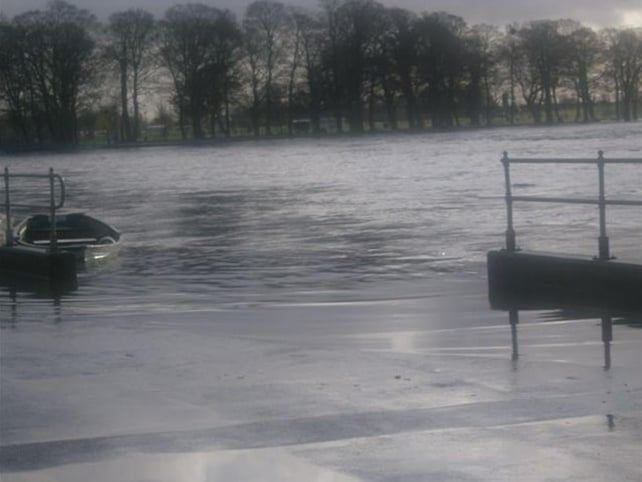 River Shannon in Athlone ready to burst its banks (Credit: Paula Murray)