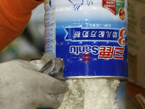 Milk Powder - Six infants died from melamine