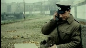 Pilib MacCathmhaoil - Tráchtaire ar chúrsaí na Gearmáine. show image