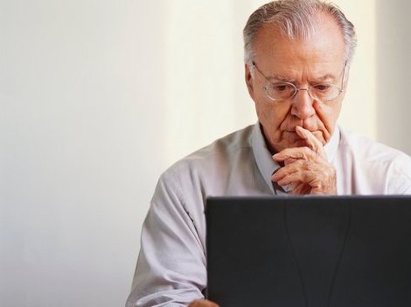 Online banking - 2.6 million people now registered online