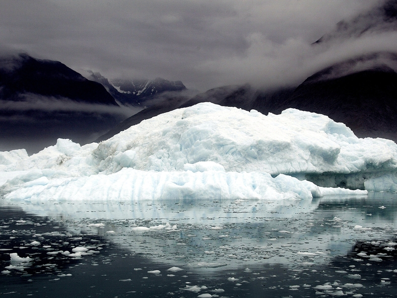 Climate Change - Sceptics posted emails on data