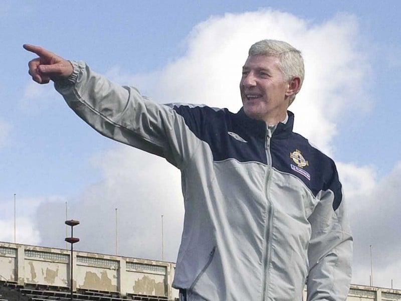 Nigel Worthington is negotiating with Northern Ireland