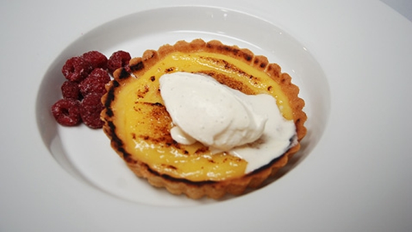 Lemon Curd Tartlet with Autumn Raspberries and Crè