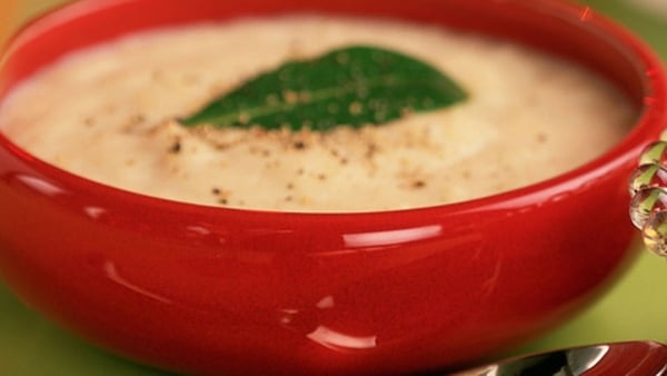Simple Bread Sauce