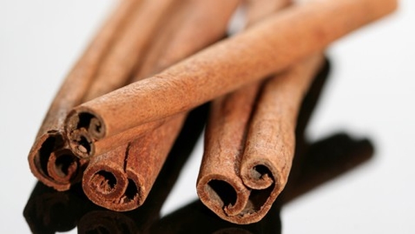 Cinnamon and ginger biscuits