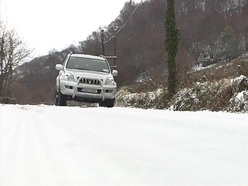 Snow - Dangerous road conditions