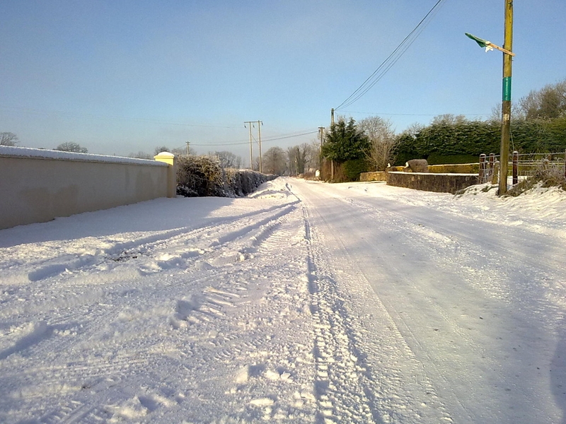Longford - Snow still on the roads