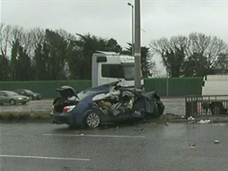 Dublin - Man dies in crash