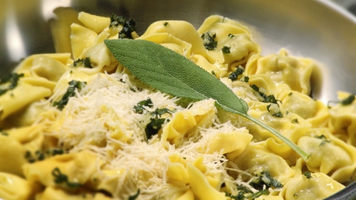 A healthy pasta dish from Dr Eva Orsmond!