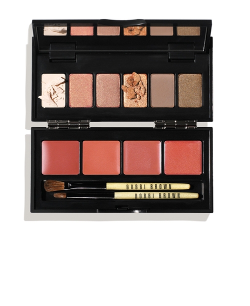 Cabana Corals Lip &amp; Eye Palette, €60