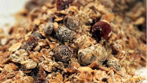 Fibre-rich muesli