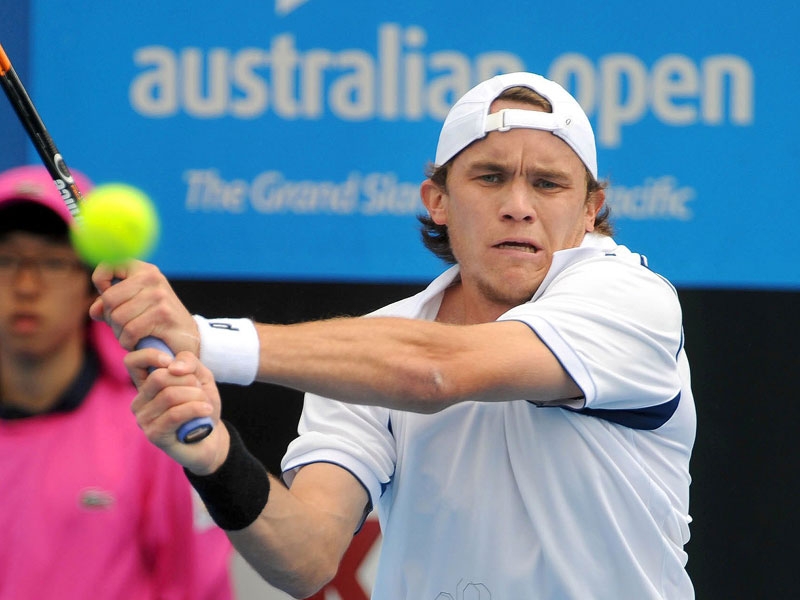 Louk Sorensen faces giant American John Isner in the next round