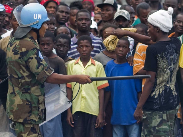 UN staff managed the distribution of supplies in the capital