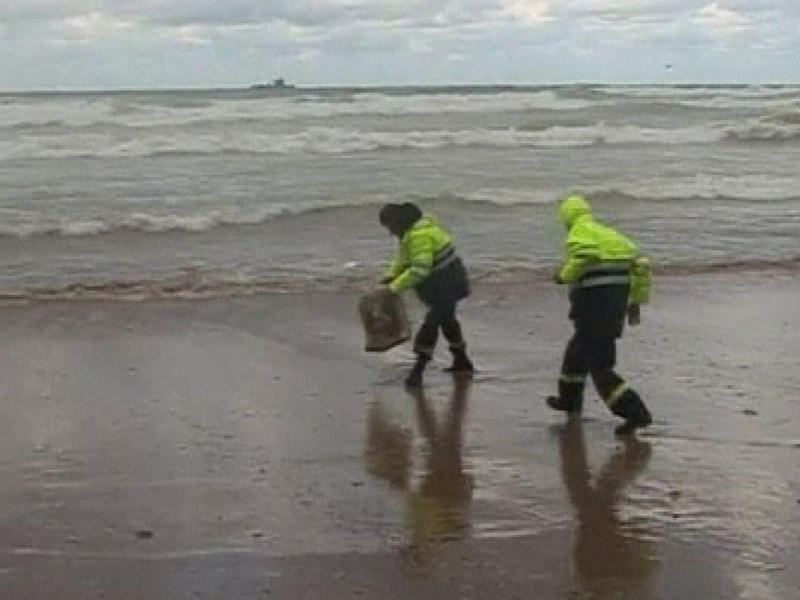 Lebanon - Search teams working to recover crash debris